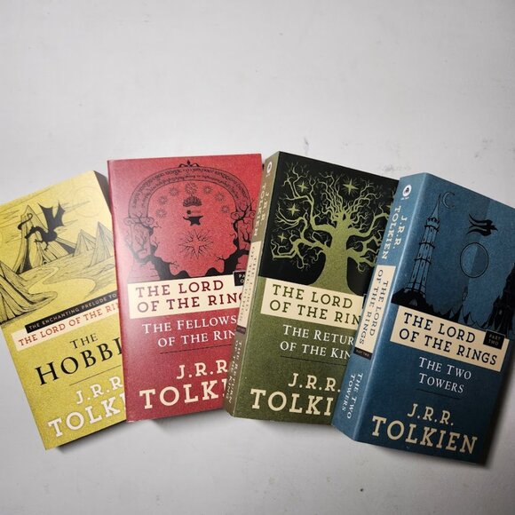 NEW J.R.R. Tolkien Book Bundle Set The Hobbit Lord of the Rings 4 Books - Picture 2 of 15